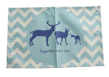 2 Pieces Of Simple Cartoon Linen Place Mat, Three Purple Cartoon Deers(D0101HR4INA)