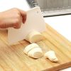 Popular Pastry Dough Scraper Cutter Plastic Baking Cake Decorating Kitchen Tool(D0101HHQ5TW)